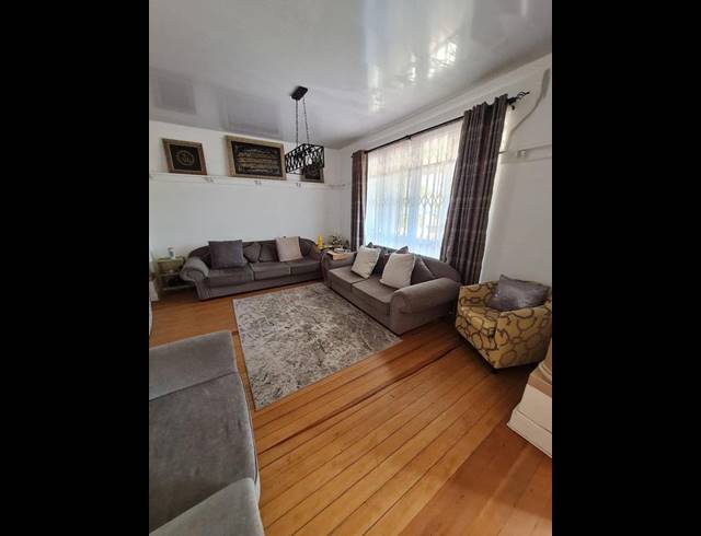 3 BEDROOM HOUSE FOR SALE IN ESSENWOOD